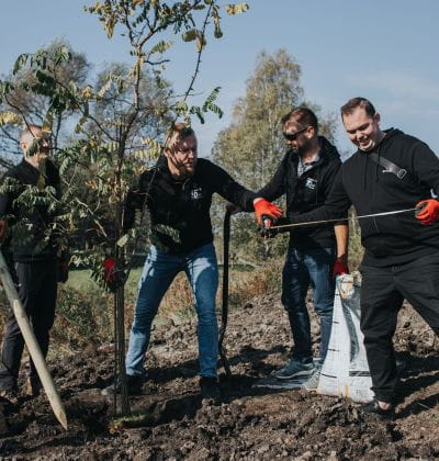 Purmo Polen plant 30 bomen voor zijn 30ste verjaardag