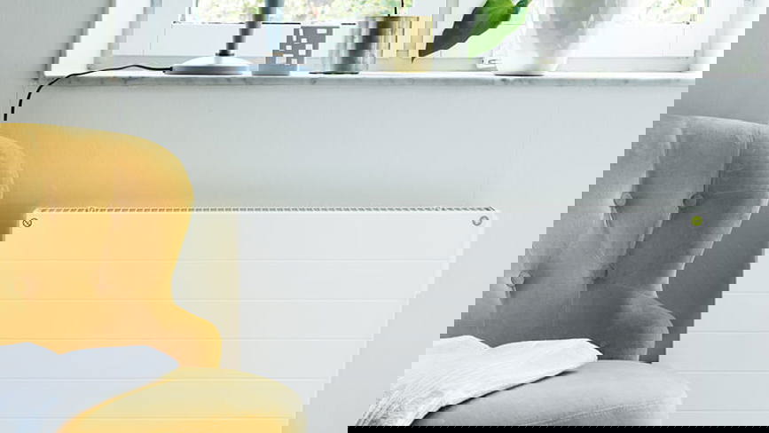 Yali ramo in a living room